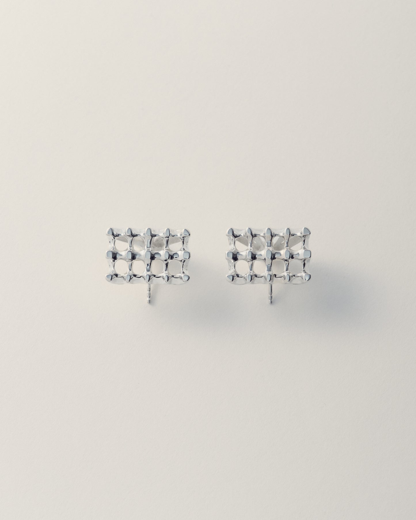 Ash Cage Earring Sapphire