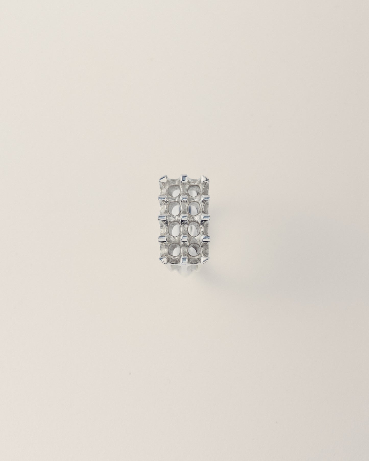 Ash Ring